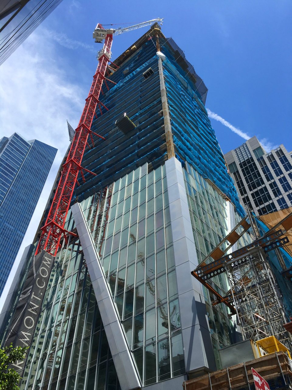 Salesforce Tower commercial project